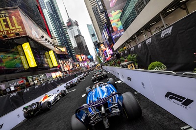 F1® THE MOVIE WORLD PREMIERE DELIVERED BY DHL F1® THE MOVIE WORLD PREMIERE DELIVERED BY DHL